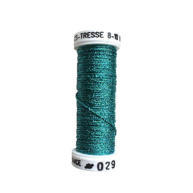 Au Ver a Soie - Metallic Braid Size 8