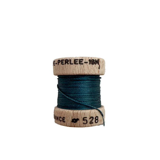 Au Ver À Soie ®, Soie Perlee Silk Thread b