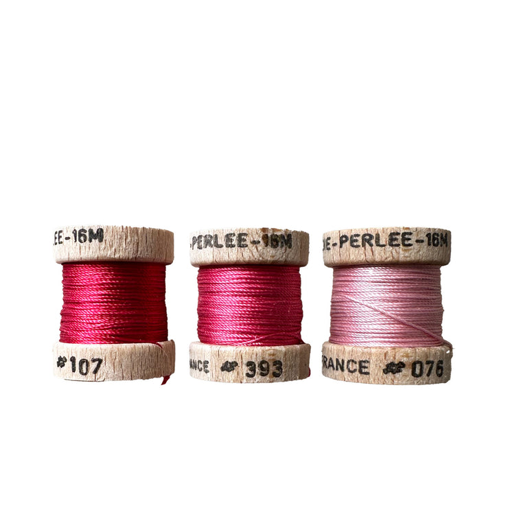 Au Ver à Soie ® Soie Perlee Silk Thread Kit - Pink Carnation